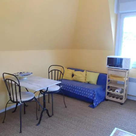 Studio Cabourg, 1 Pièce, 2 Personnes - Fr-1-487-218 Appartement Cabourg